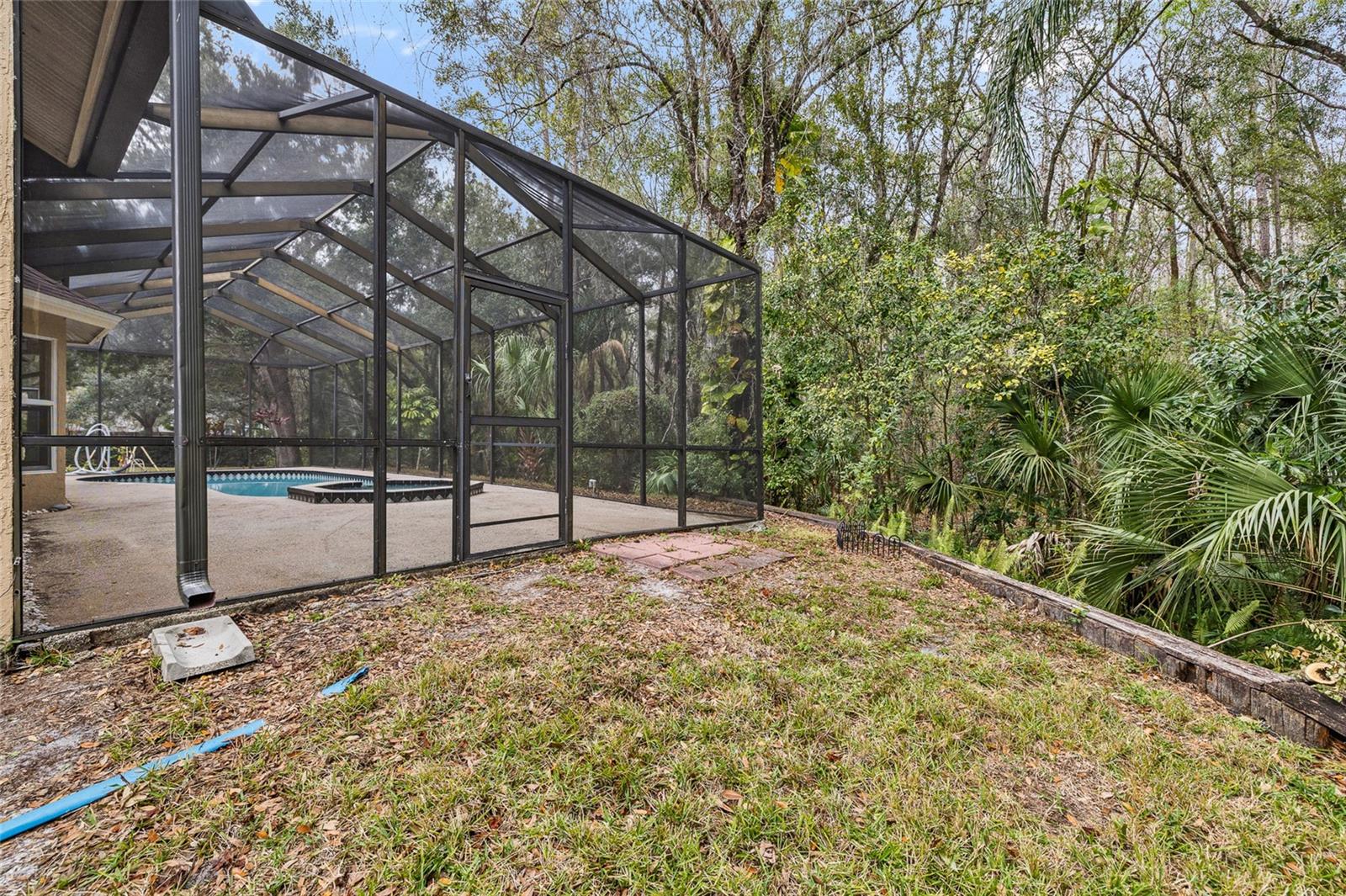 Listing photo id 47 for 16105 Cambria Court