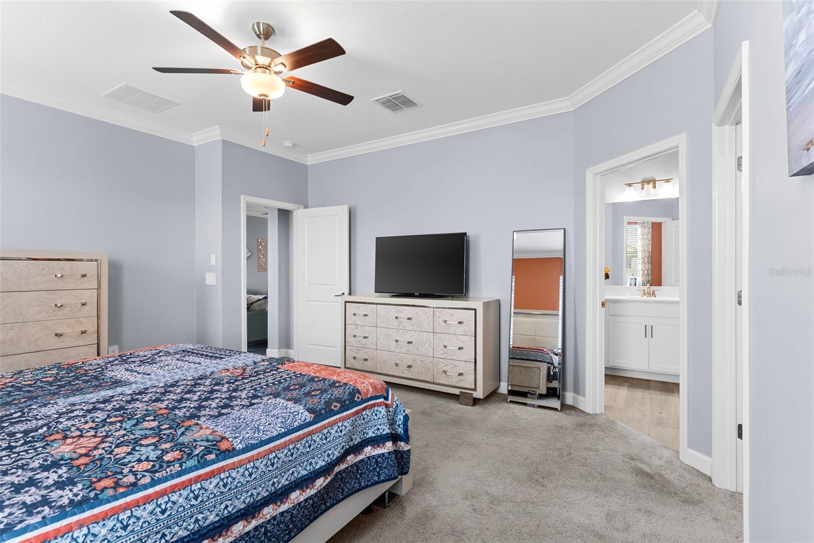 Image 20 of 45 For 17335 Holly Well Avenue