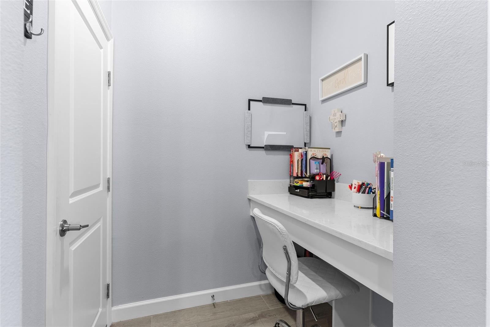 Image 29 of 45 For 17335 Holly Well Avenue