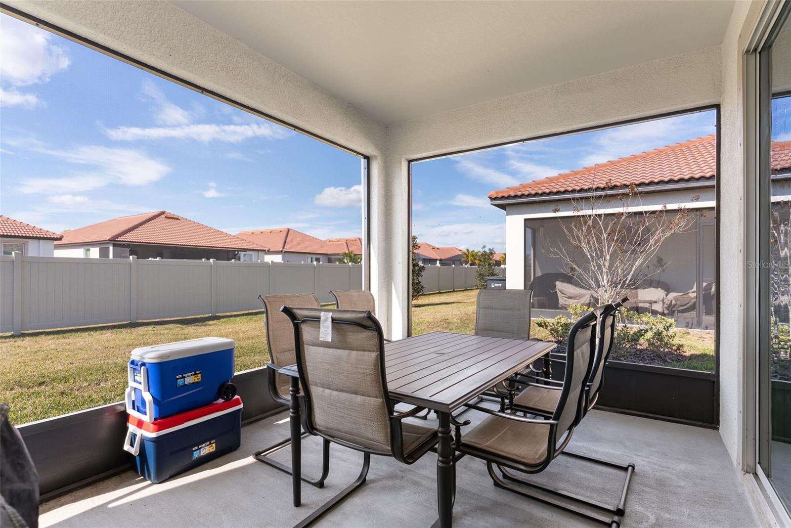 Image 31 of 45 For 17335 Holly Well Avenue