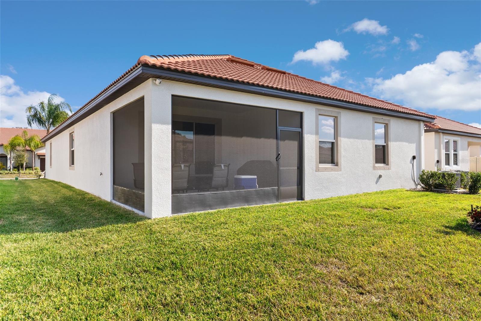 Image 33 of 45 For 17335 Holly Well Avenue