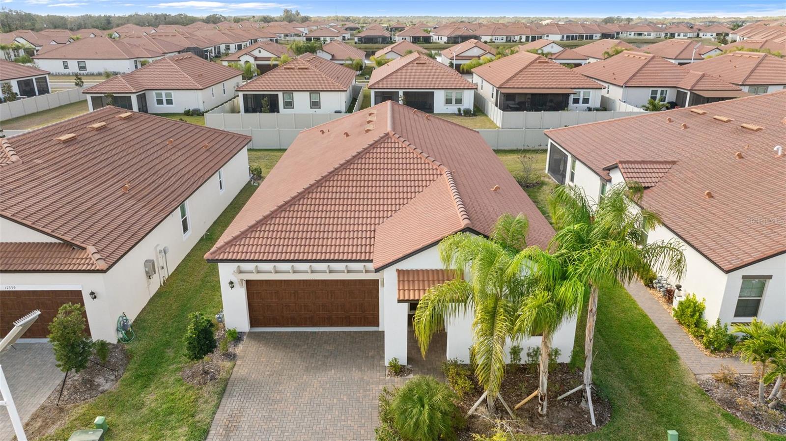 Image 35 of 45 For 17335 Holly Well Avenue