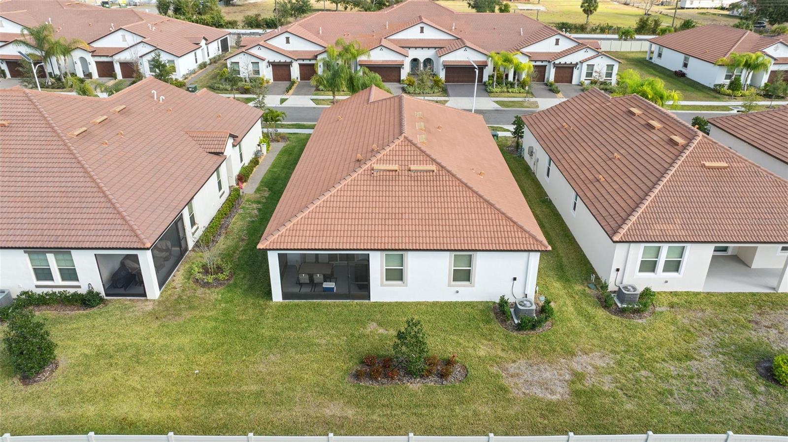 Image 37 of 45 For 17335 Holly Well Avenue