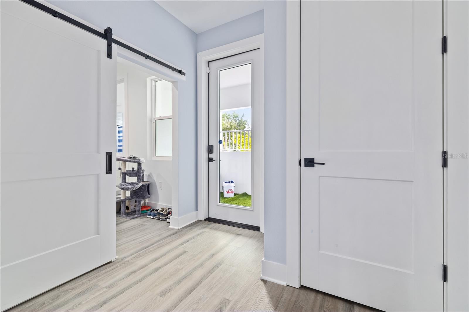 Image 20 of 27 For 41 29th Street N