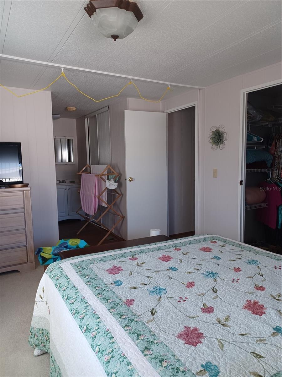 Image 11 of 23 For 34604 Petunia Place