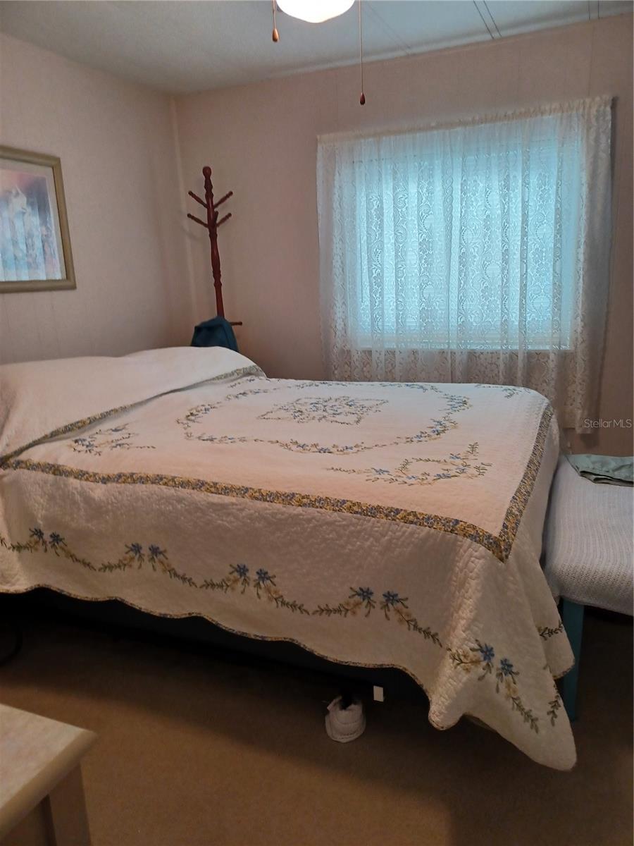 Image 16 of 23 For 34604 Petunia Place