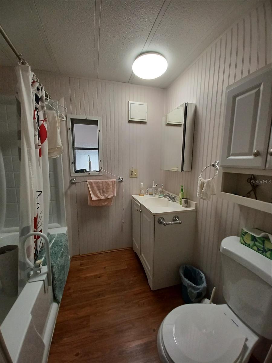 Image 17 of 23 For 34604 Petunia Place