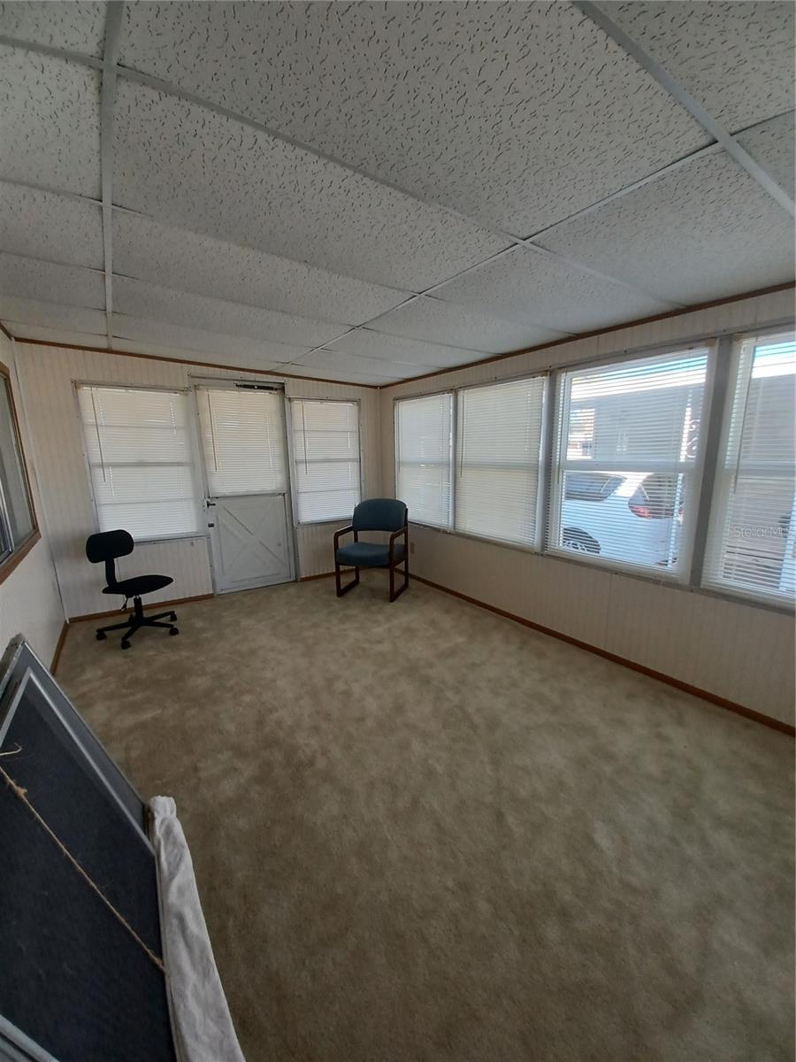 Image 18 of 23 For 34604 Petunia Place