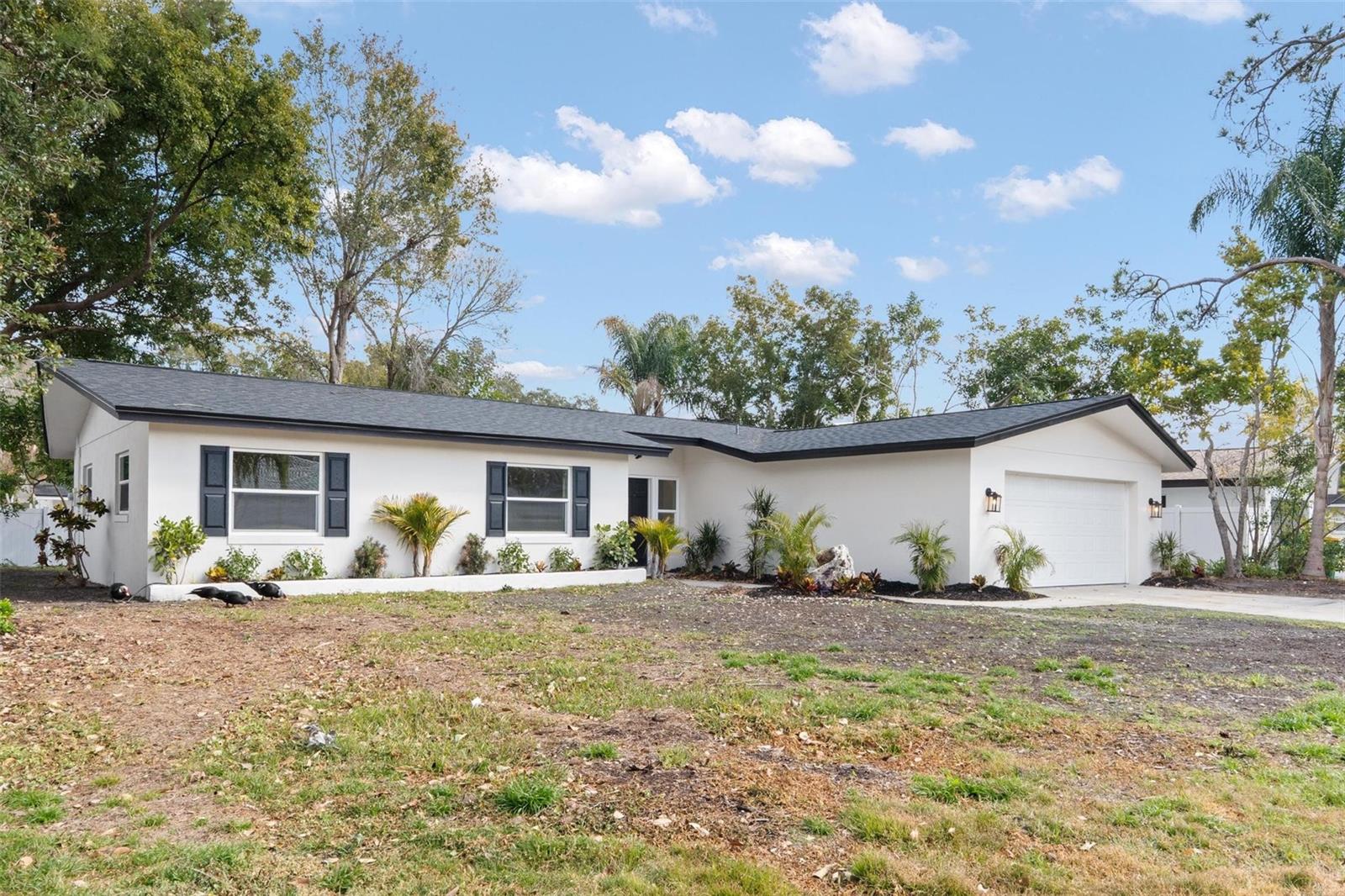 Listing photo id 44 for 1331 Viewtop Drive