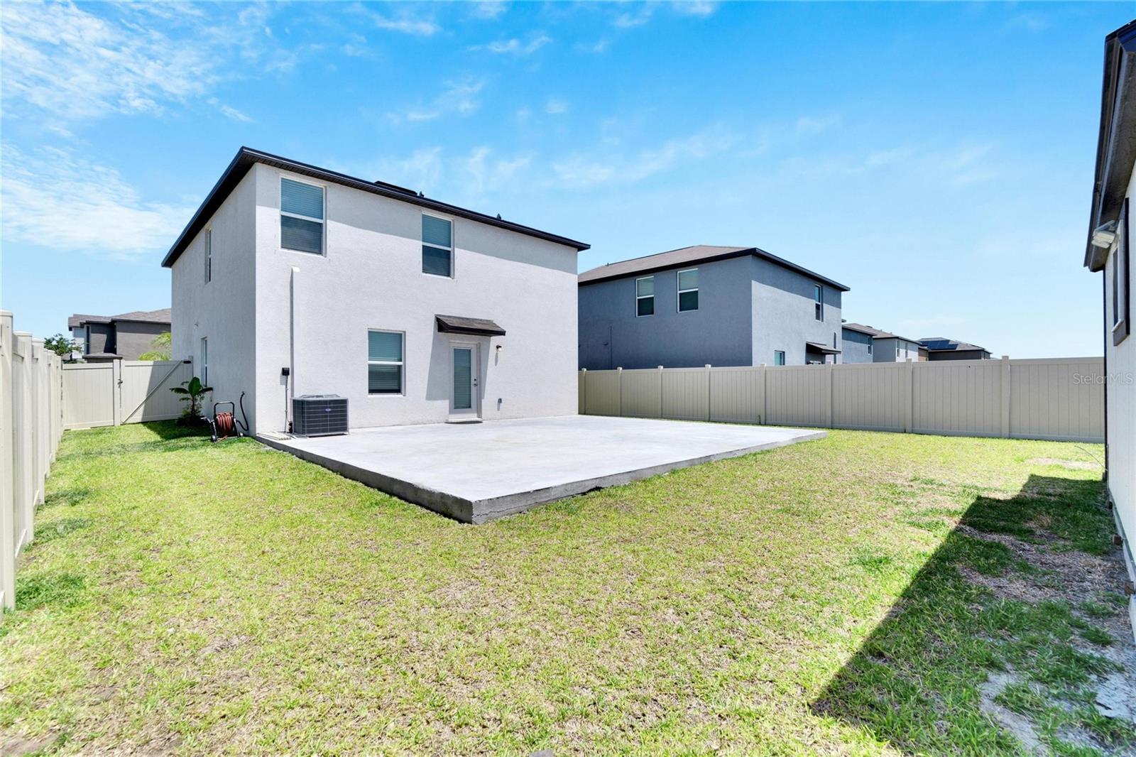 Image 12 of 90 For 3107 Oyster Cove Street