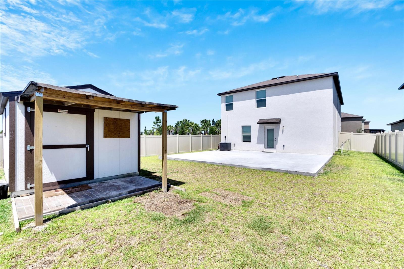 Image 15 of 90 For 3107 Oyster Cove Street