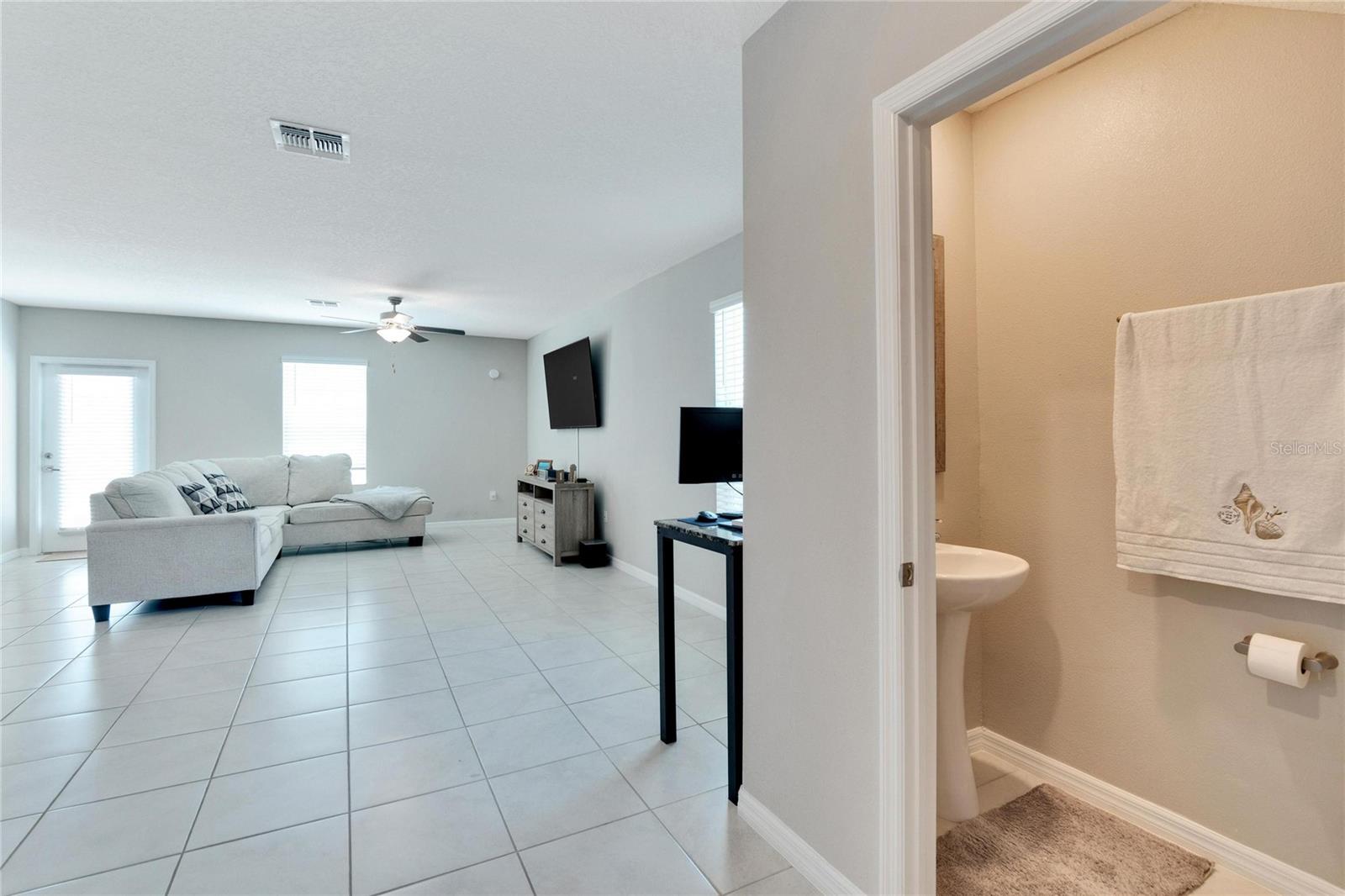 Image 19 of 90 For 3107 Oyster Cove Street