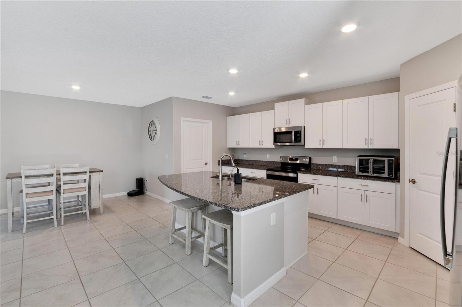 Image 26 of 90 For 3107 Oyster Cove Street