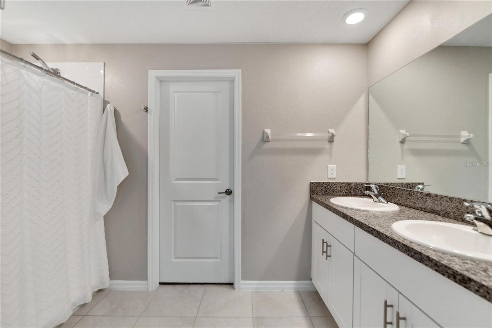 Image 46 of 90 For 3107 Oyster Cove Street