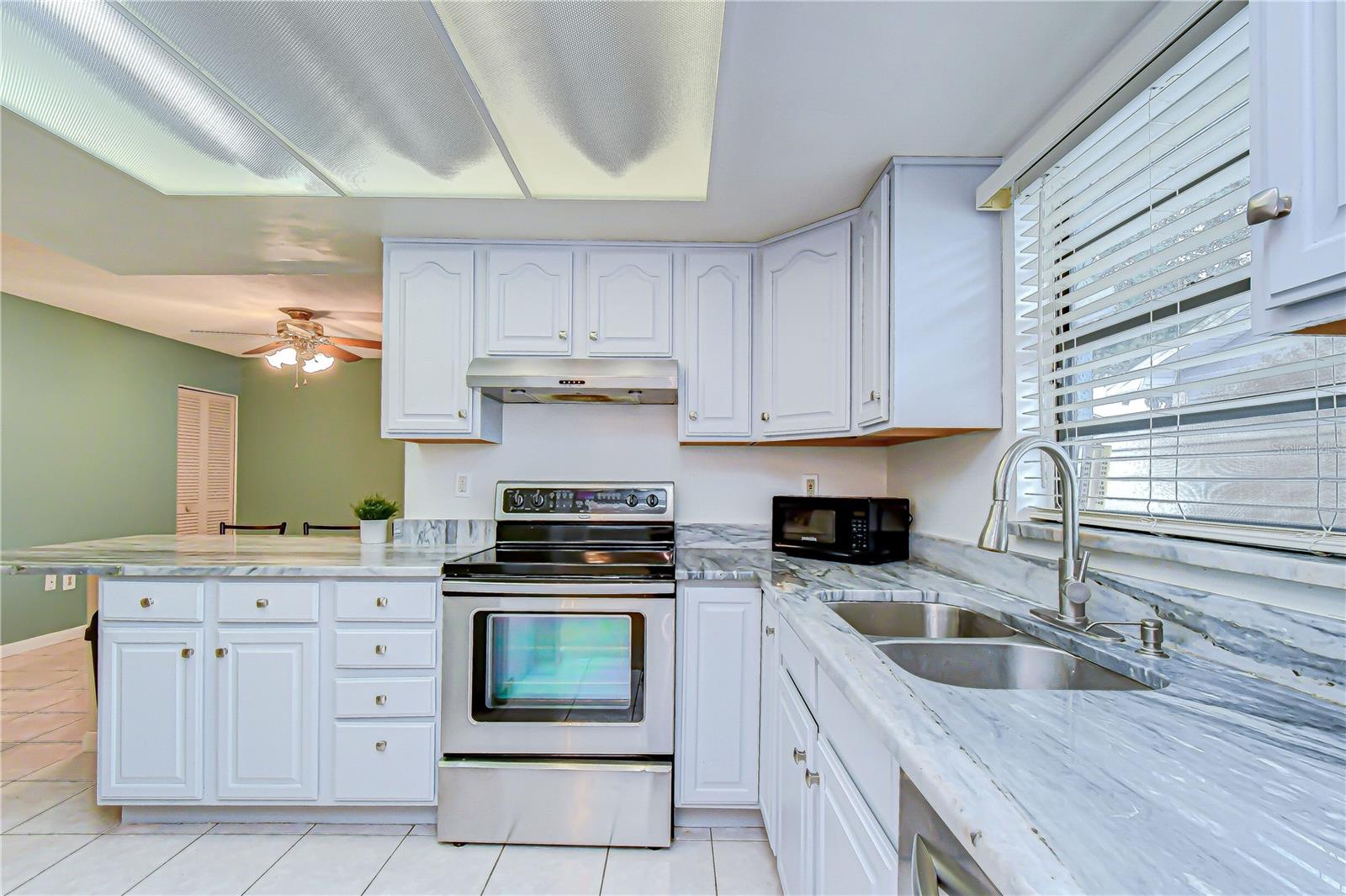 Image 11 of 36 For 11875 92nd Way