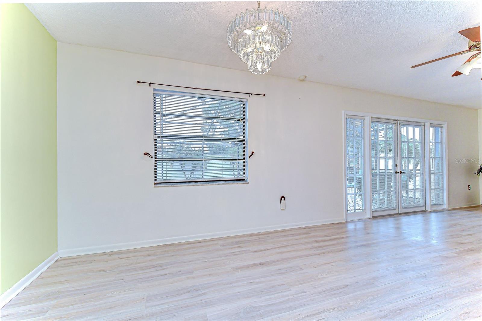 Image 15 of 36 For 11875 92nd Way