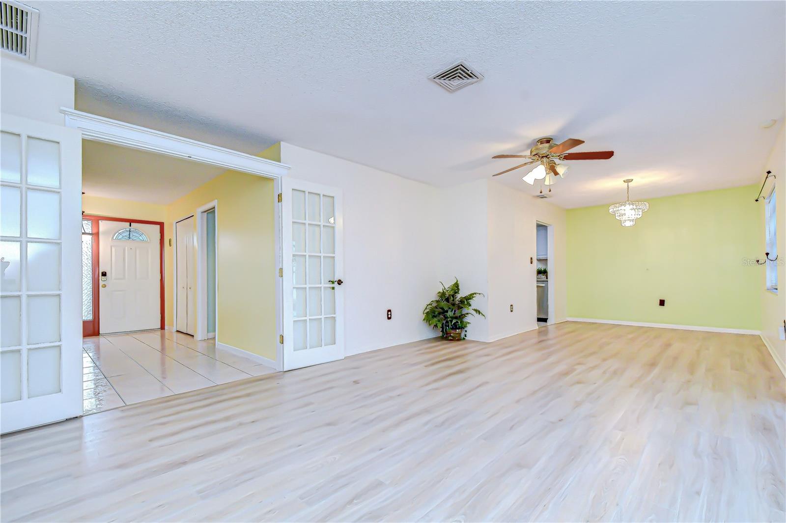 Image 18 of 36 For 11875 92nd Way