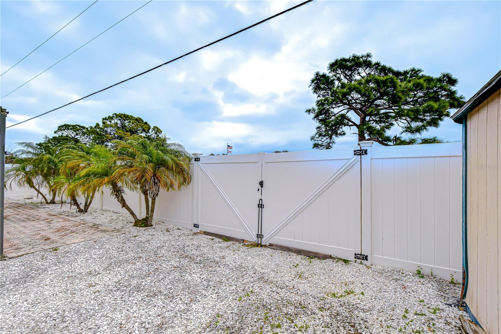 Image 35 of 36 For 11875 92nd Way