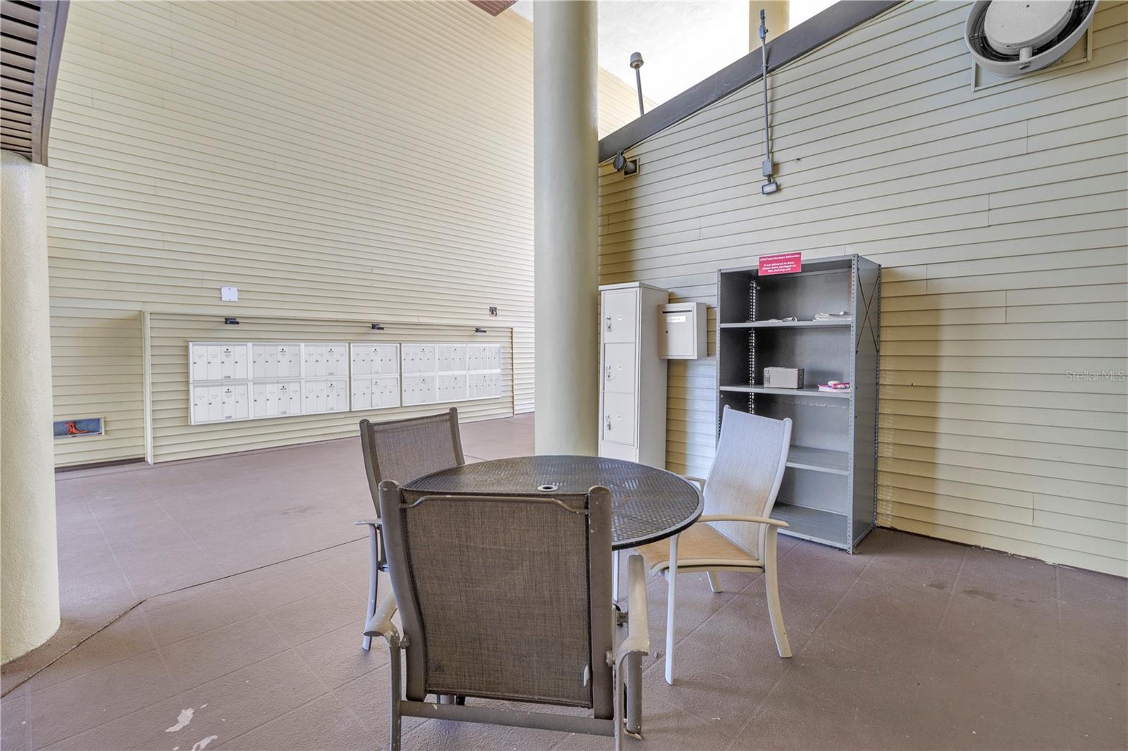 Image 35 of 55 For 650 Island Way 204