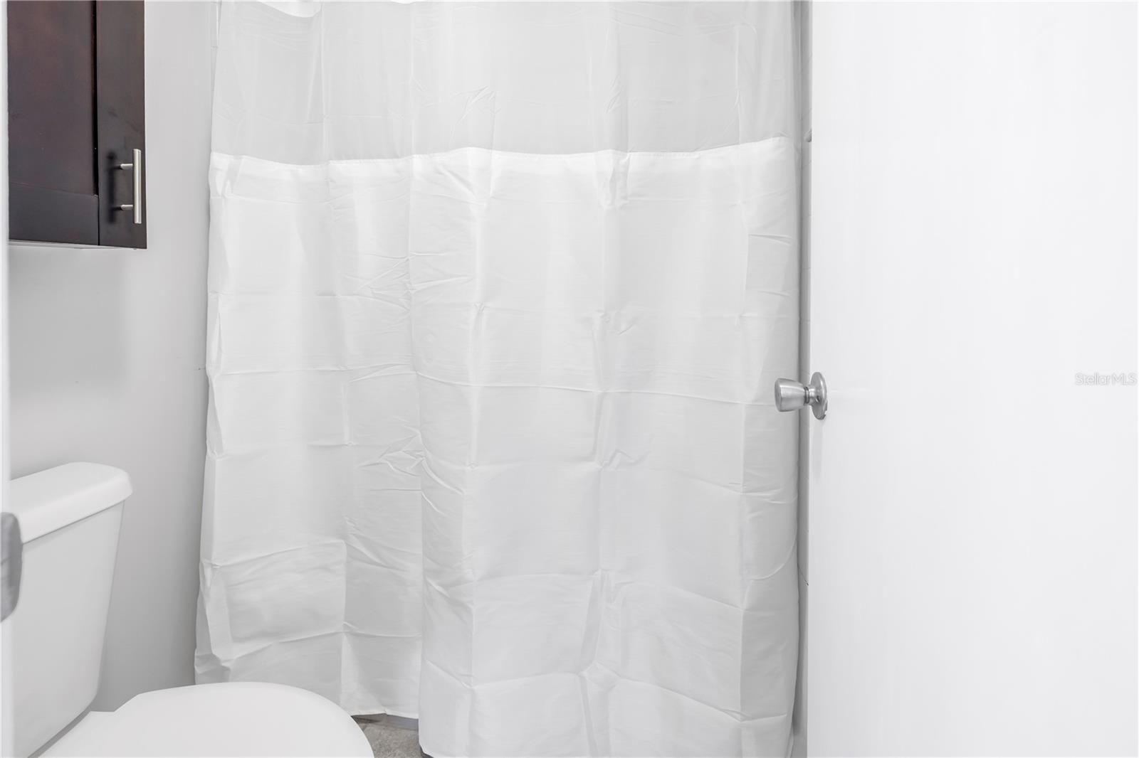 Image 44 of 55 For 650 Island Way 204