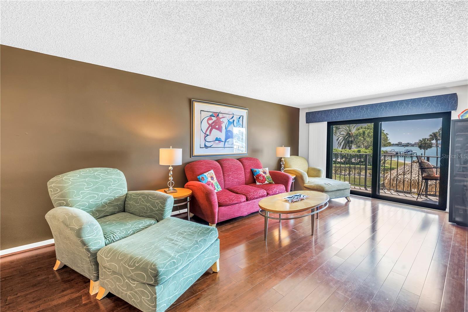 Image 5 of 55 For 650 Island Way 204