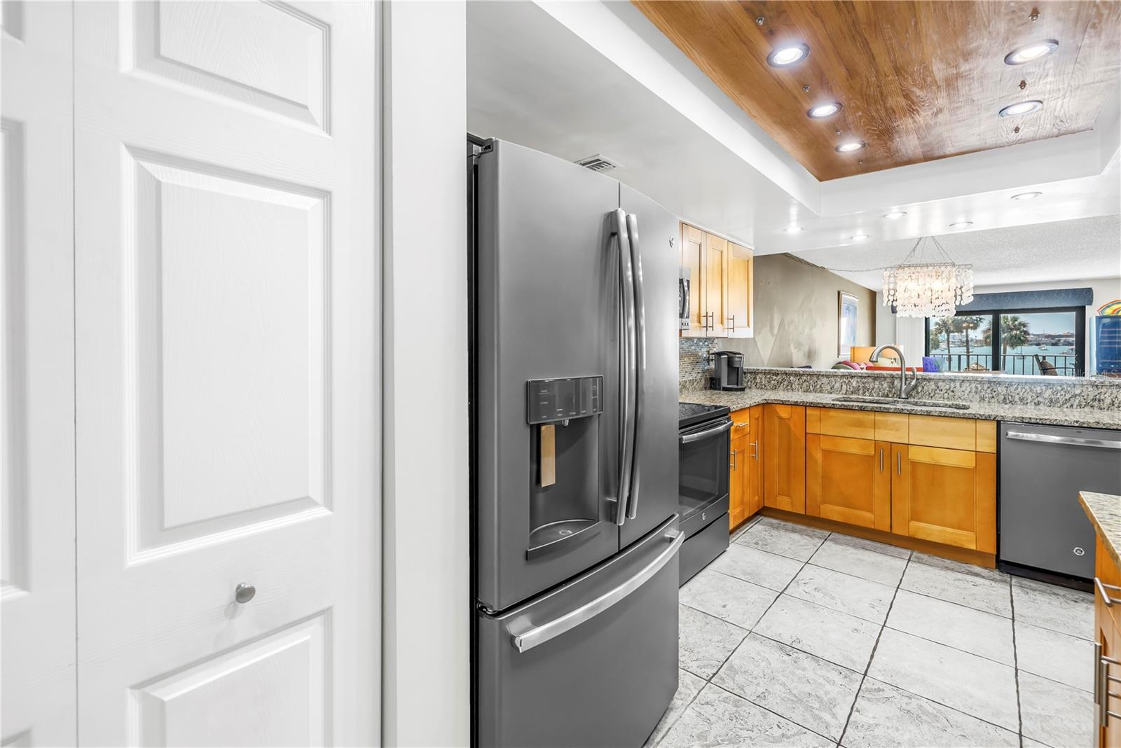 Image 54 of 55 For 650 Island Way 204