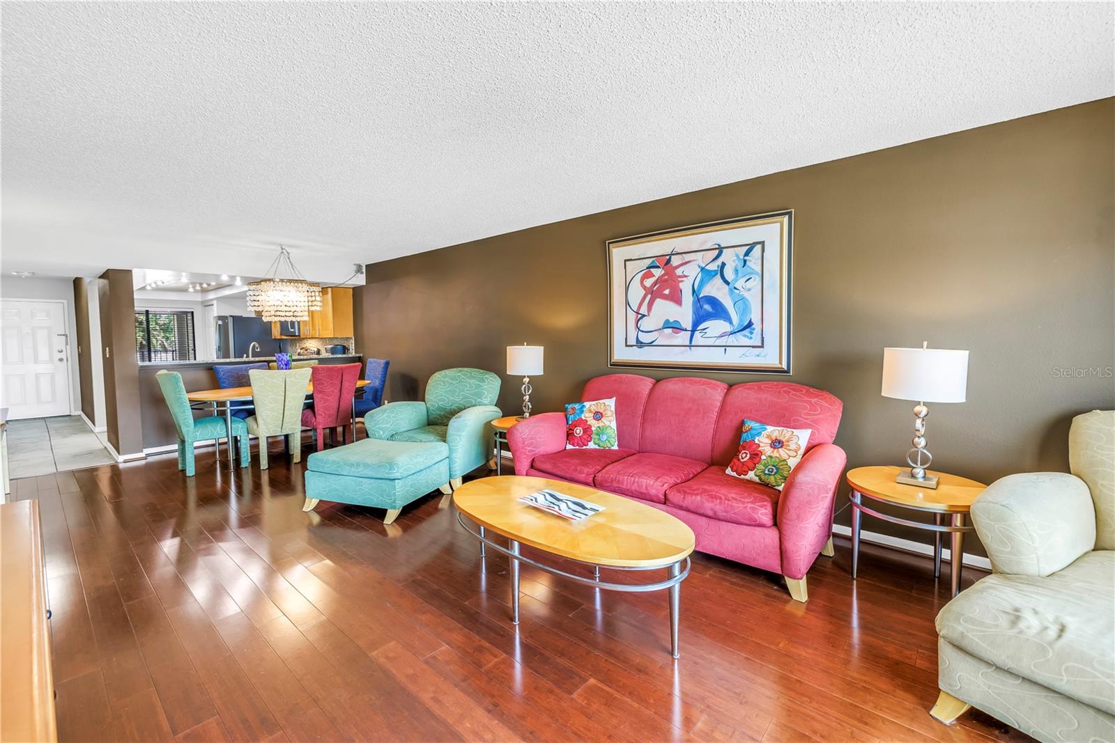 Image 8 of 55 For 650 Island Way 204