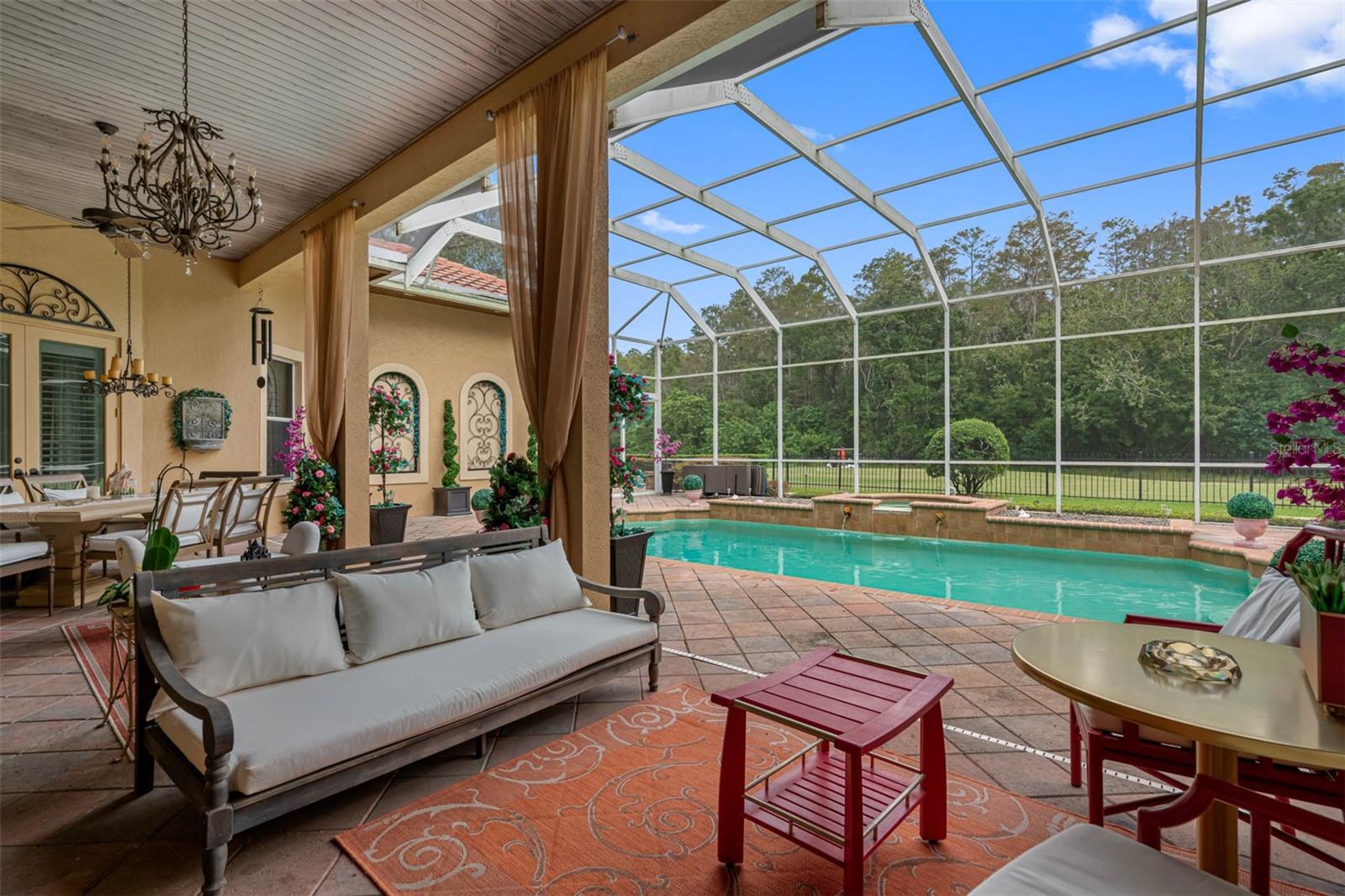 Image 46 of 52 For 531 Isleworth Close