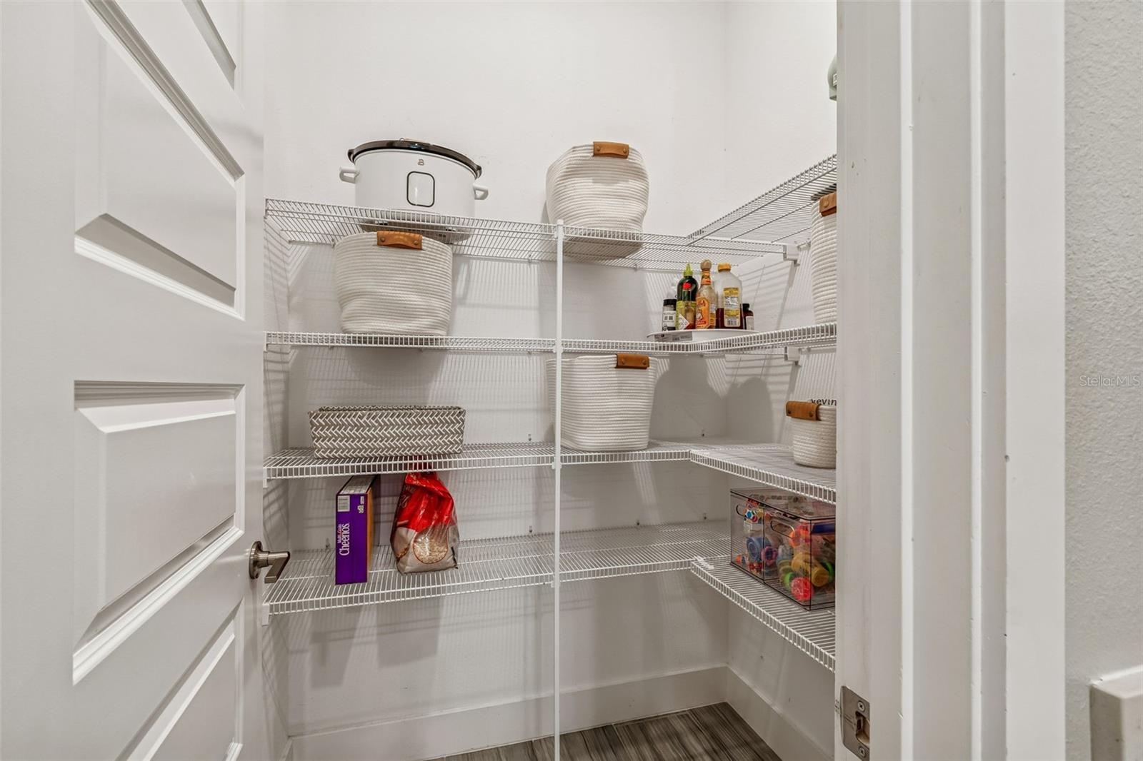 Image 11 of 54 For 7704 Obrien Street