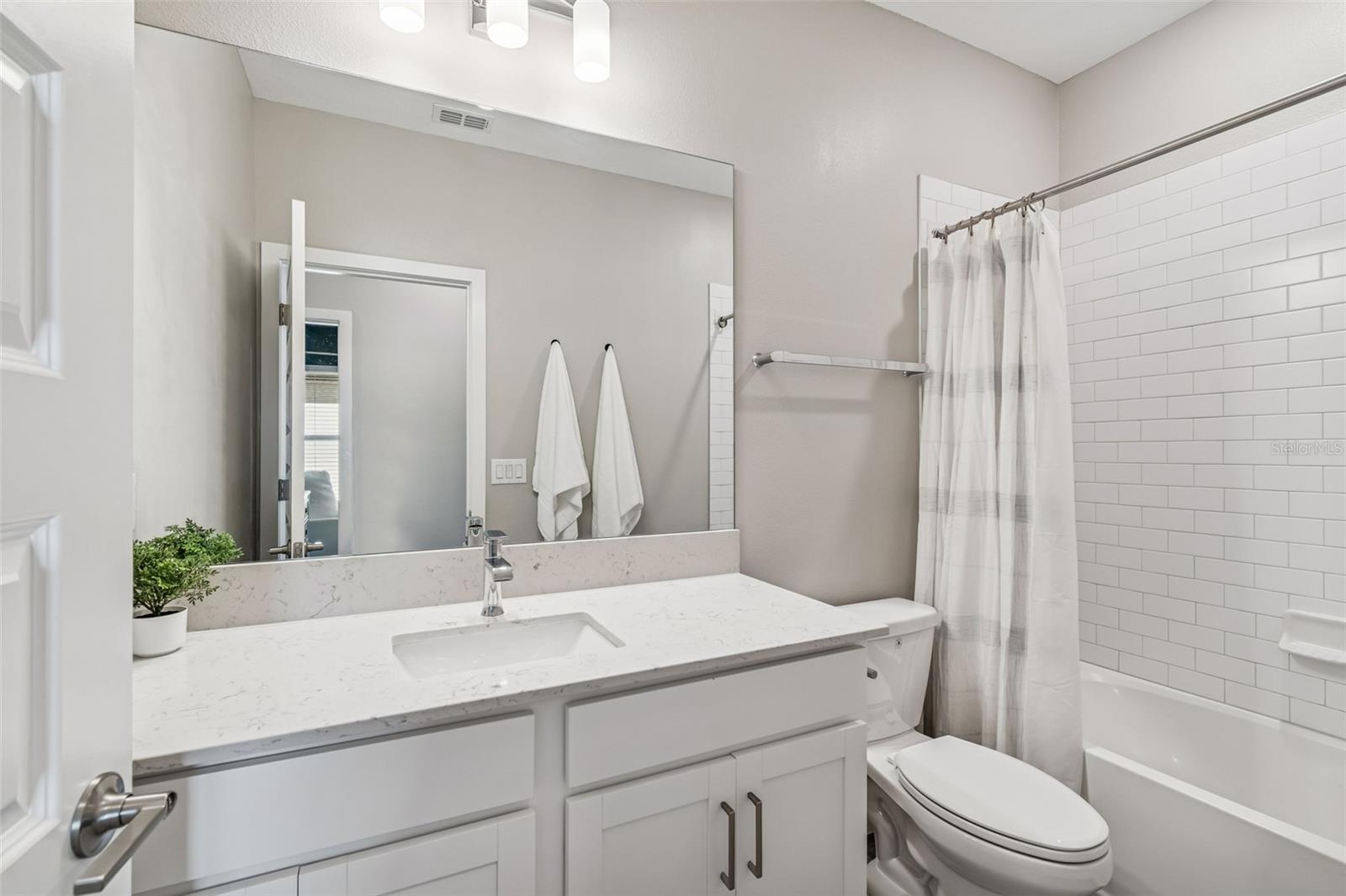 Image 35 of 54 For 7704 Obrien Street