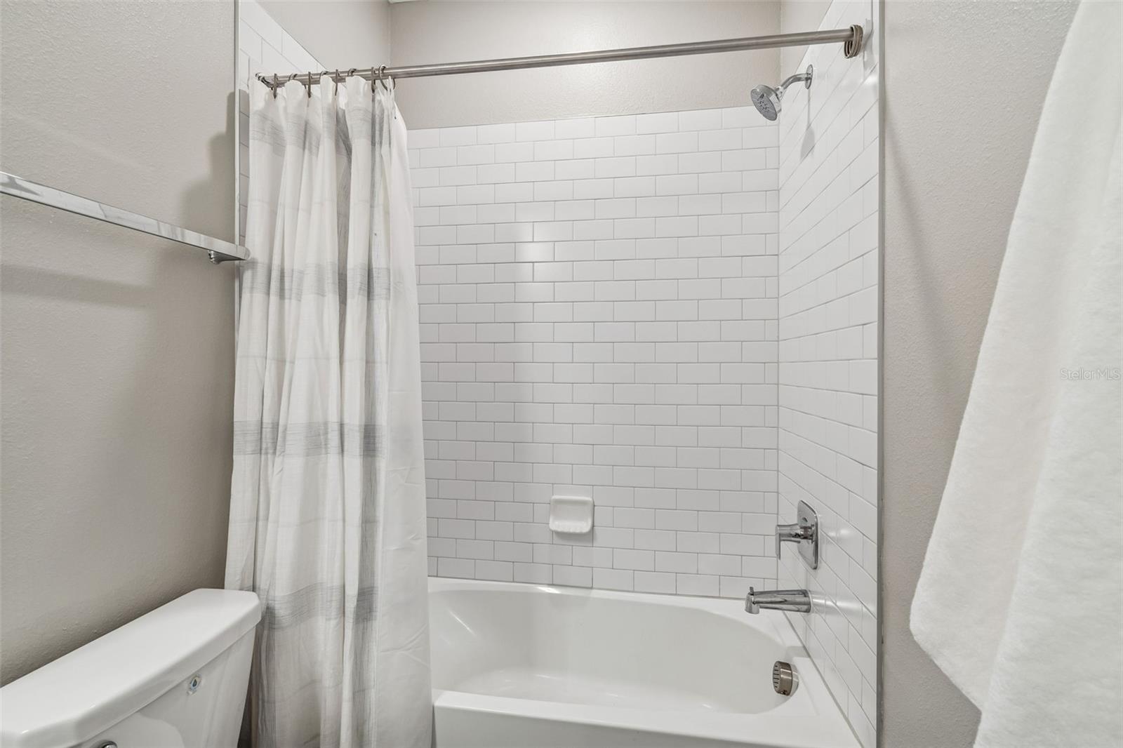 Image 36 of 54 For 7704 Obrien Street