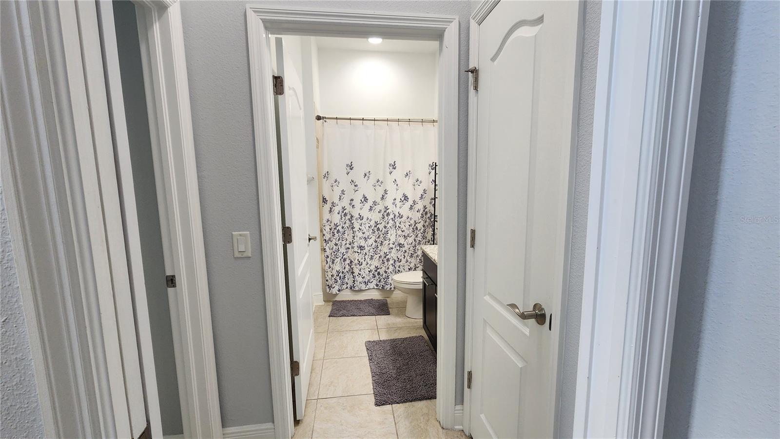 Image 32 of 48 For 10659 Glencorse Terrace