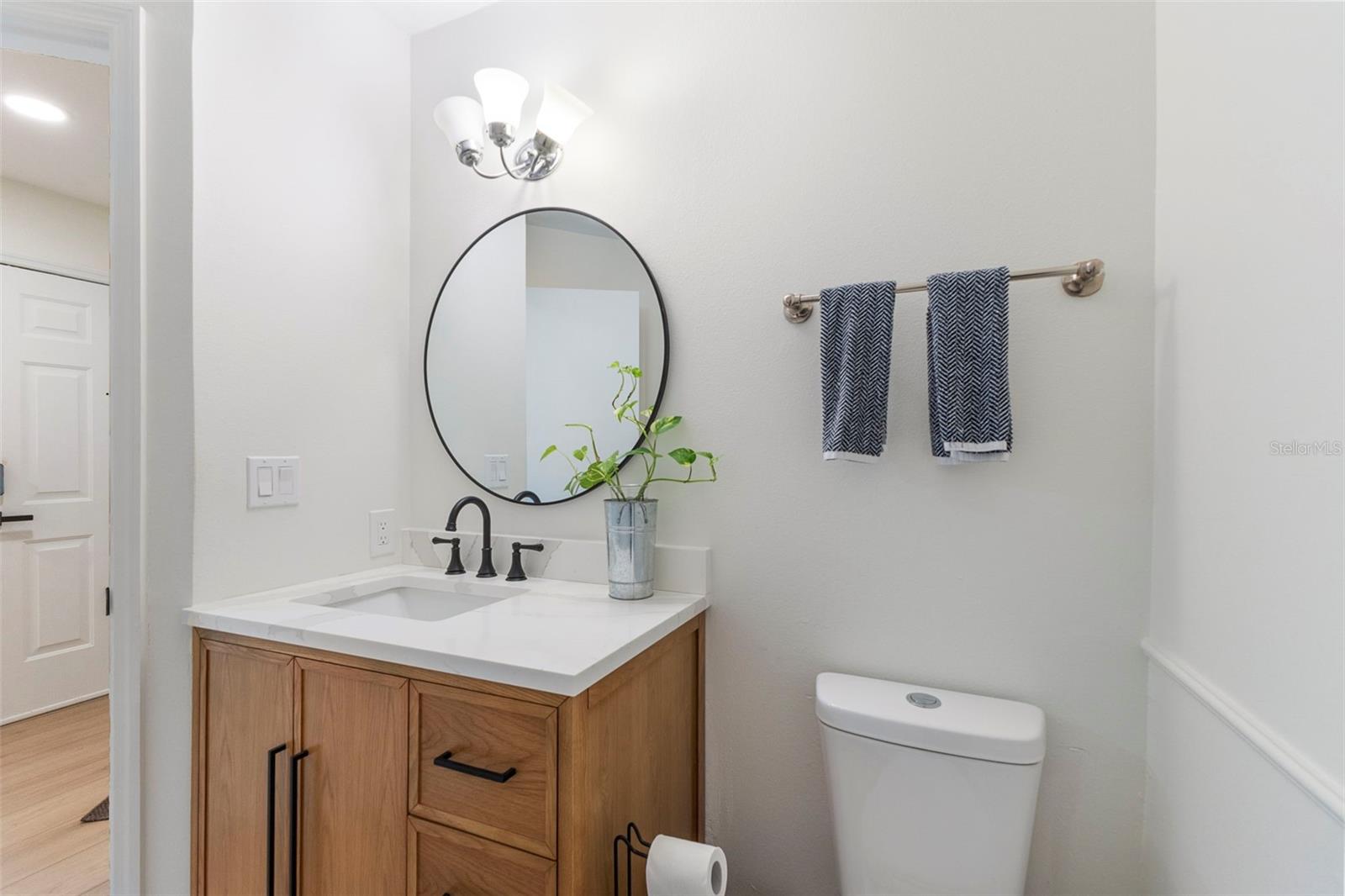 Image 19 of 43 For 602 Quail Keep Drive 602