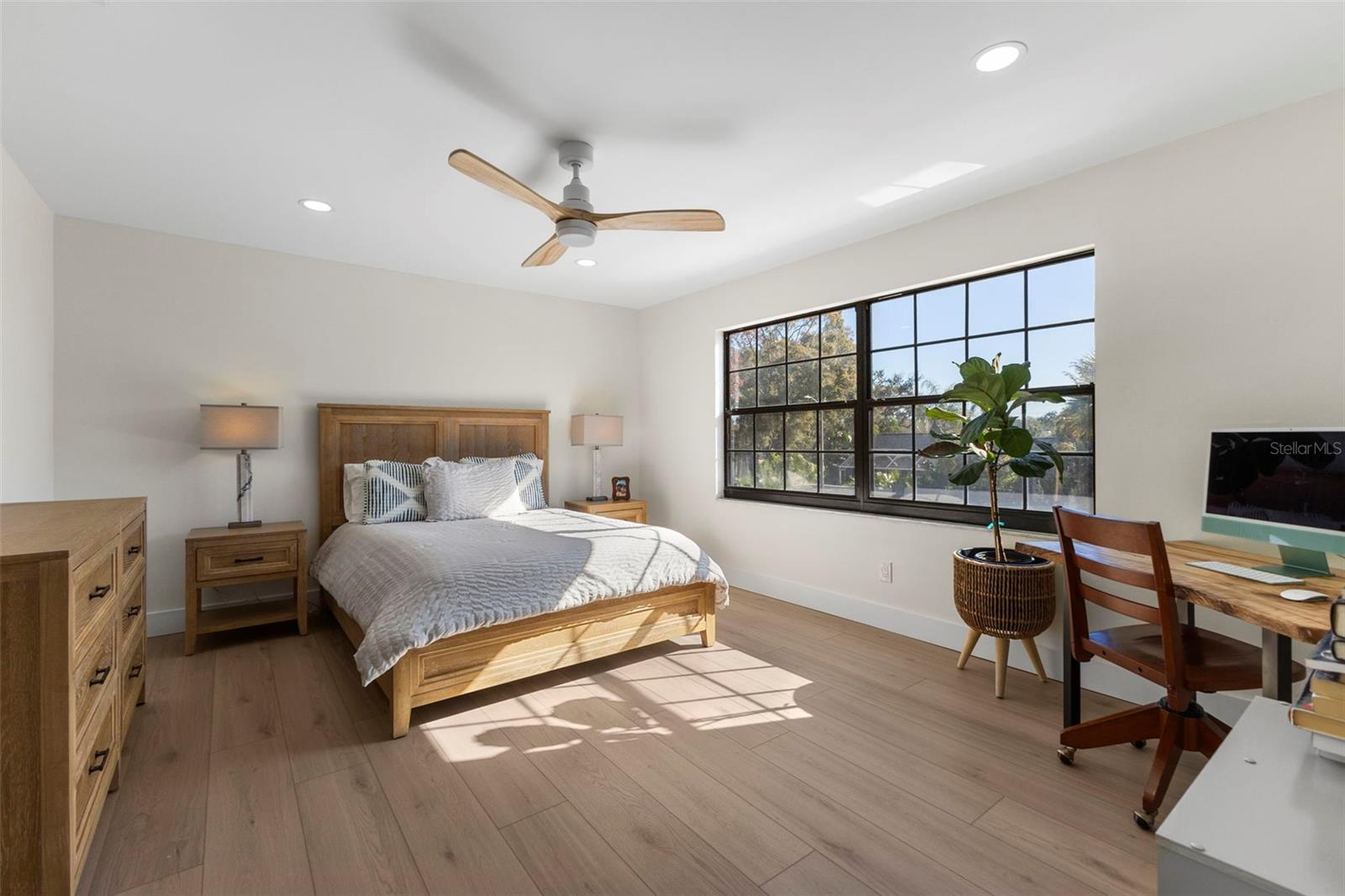 Image 25 of 43 For 602 Quail Keep Drive 602