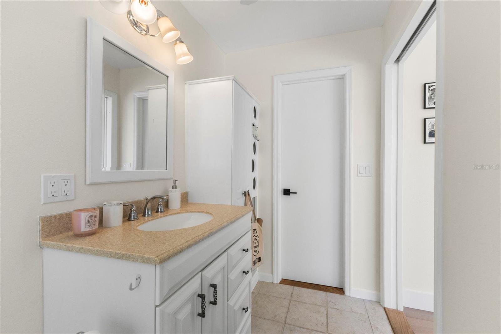 Image 29 of 43 For 602 Quail Keep Drive 602