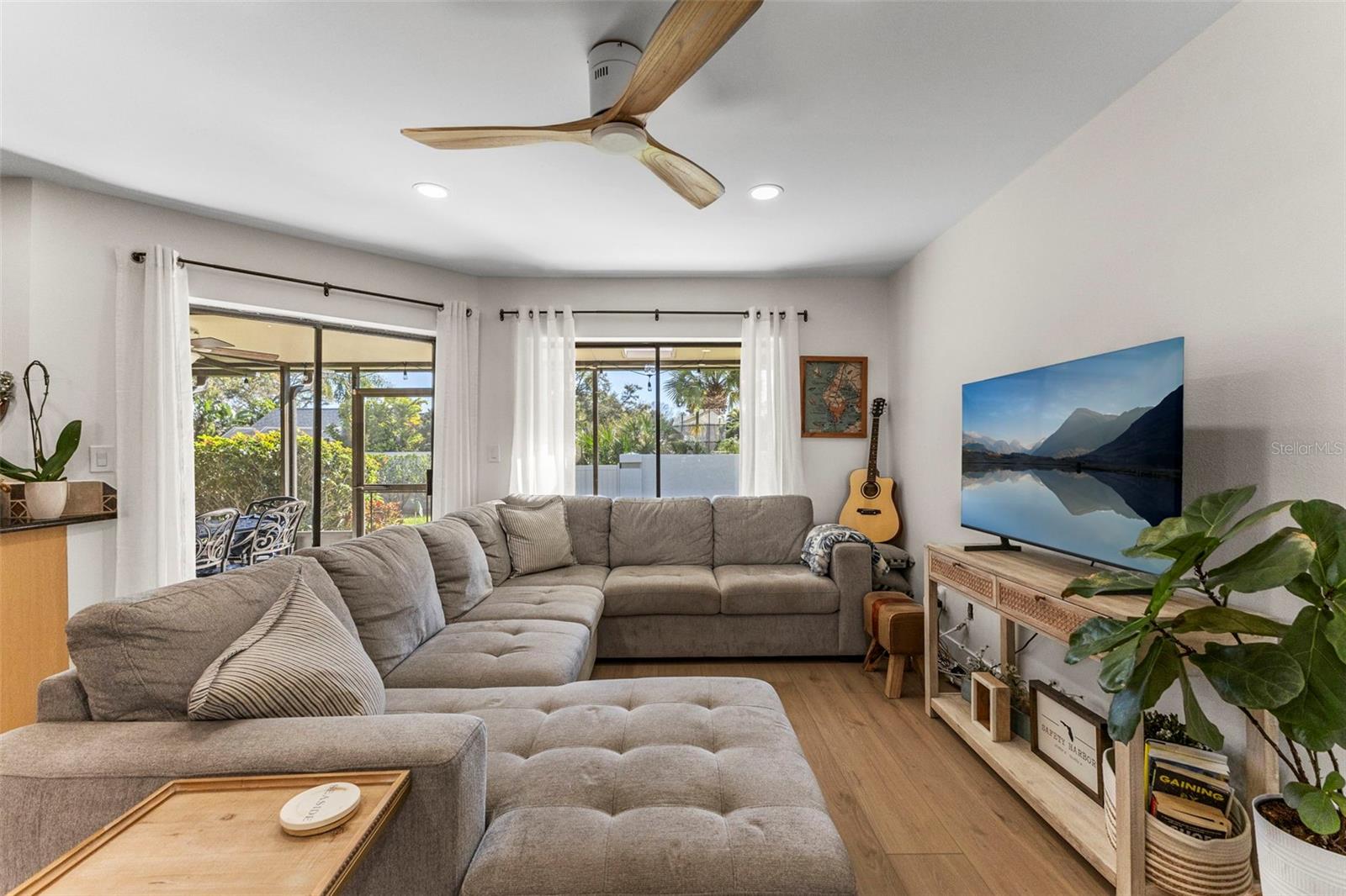 Image 9 of 43 For 602 Quail Keep Drive 602