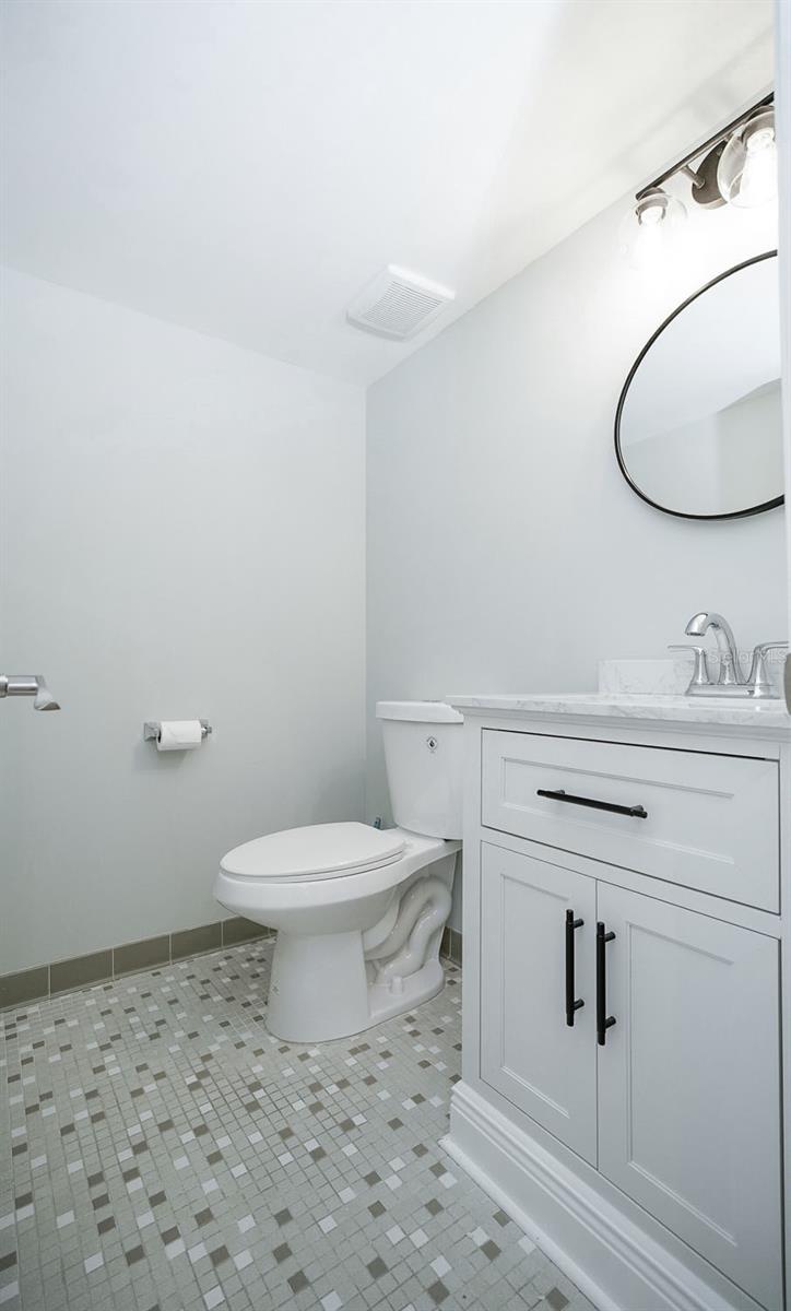 Image 13 of 51 For 400 64th Avenue 908