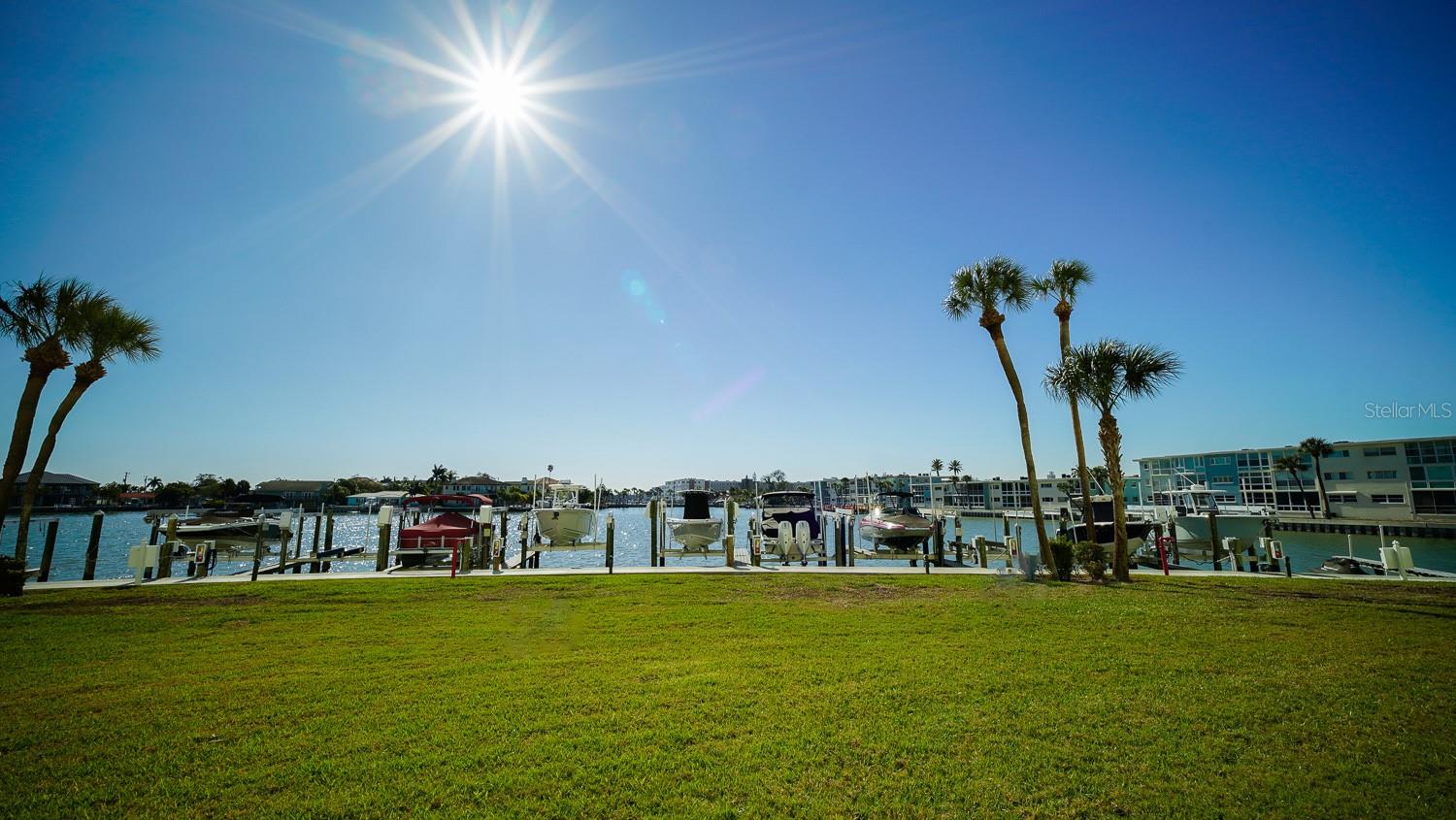 Image 33 of 51 For 400 64th Avenue 908