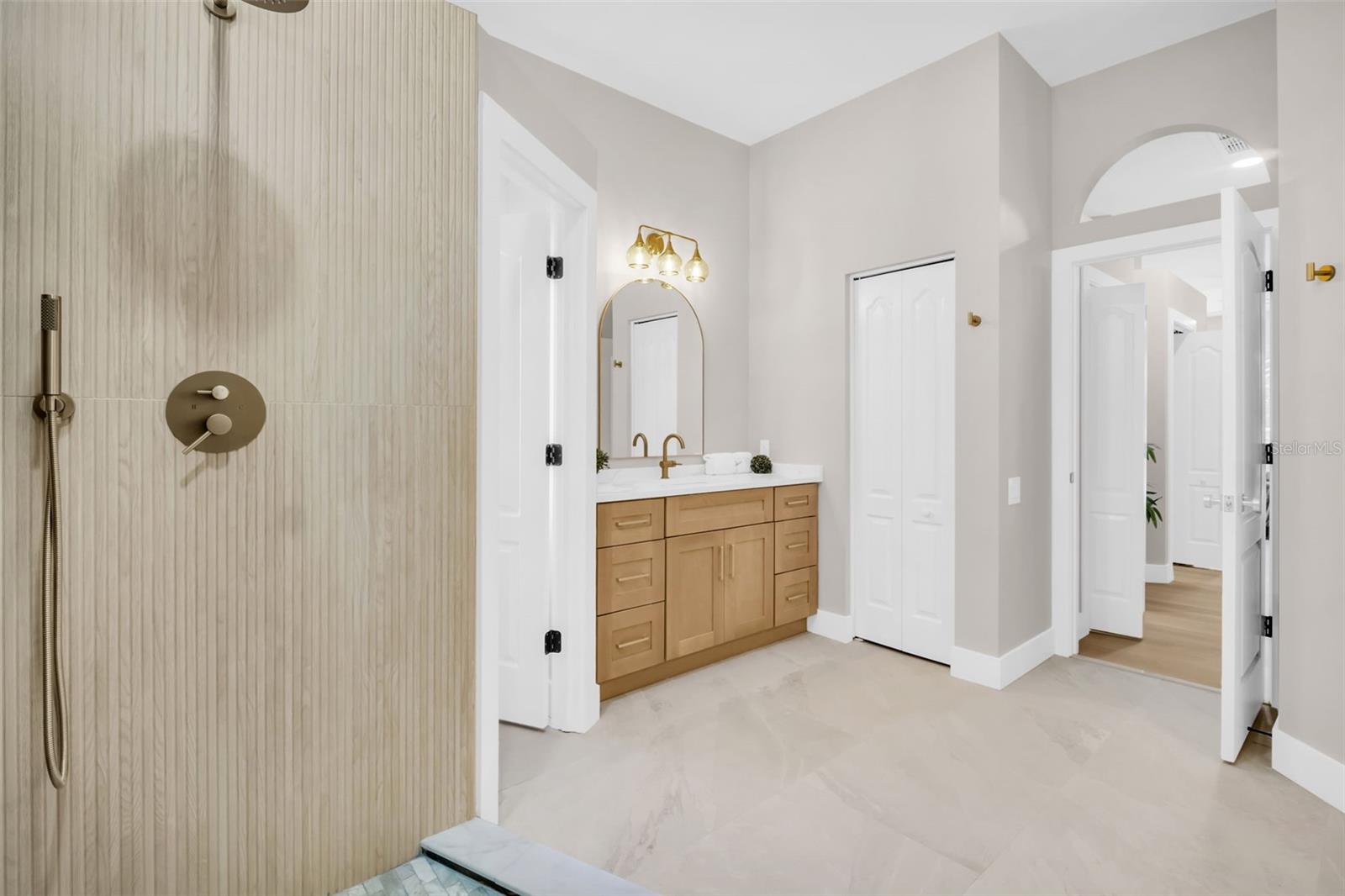 Image 20 of 67 For 9138 Callaway Drive