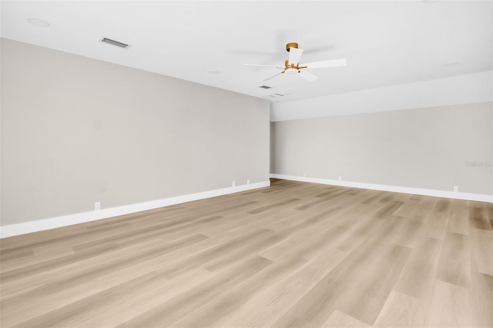 Image 53 of 67 For 9138 Callaway Drive