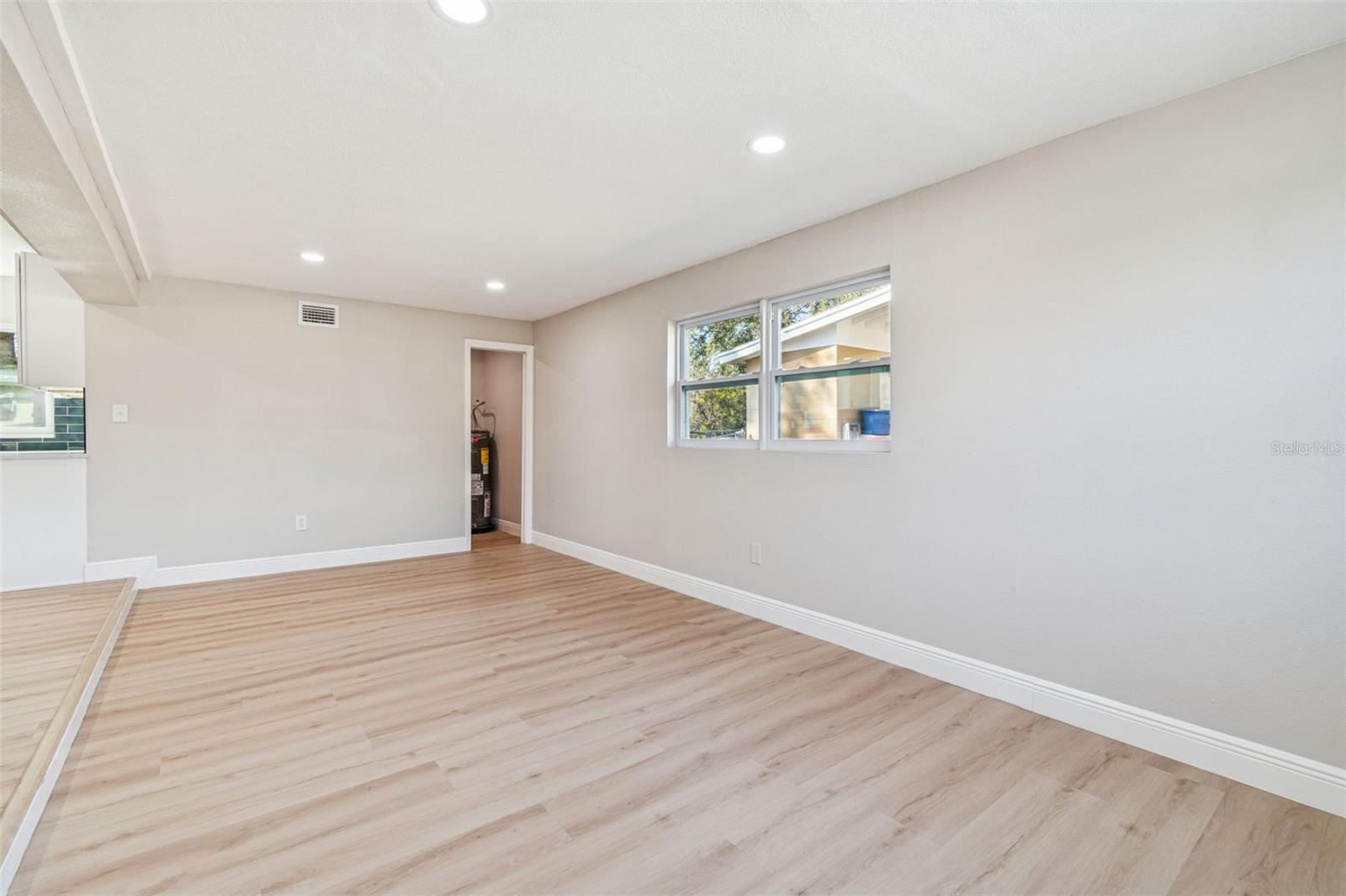 Image 14 of 44 For 4903 79th Street