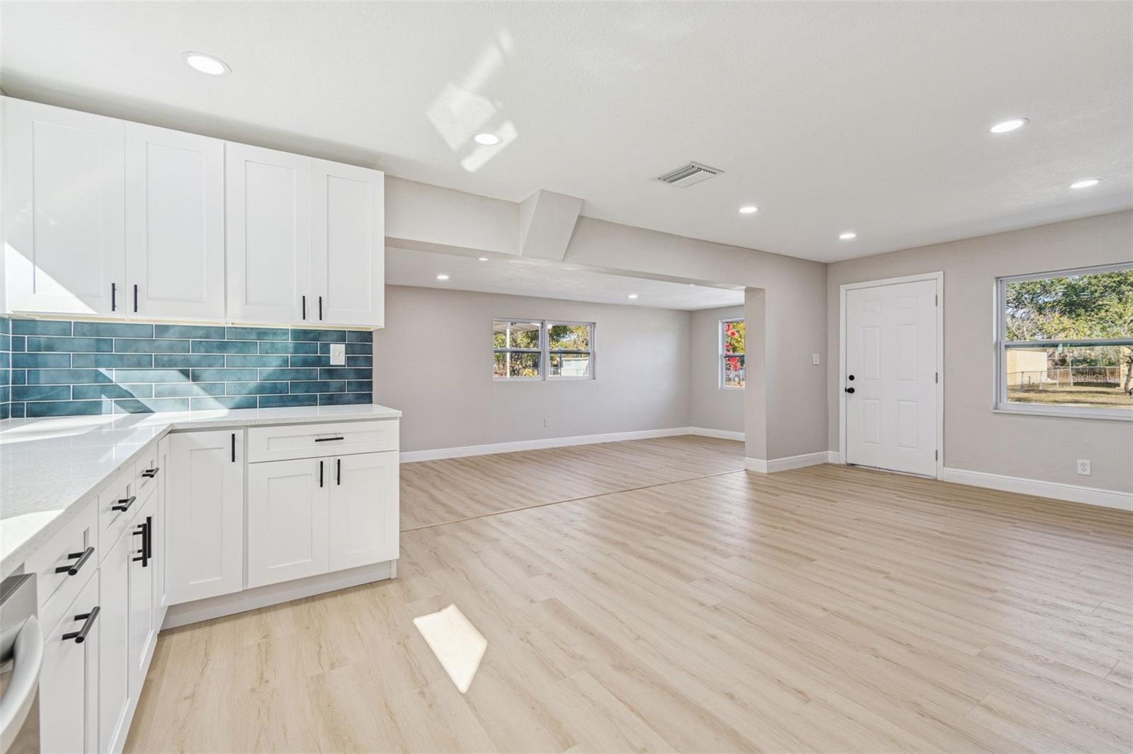 Image 19 of 44 For 4903 79th Street