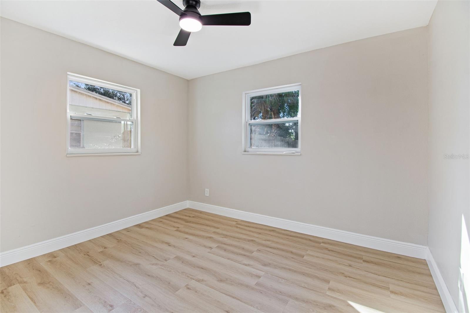 Image 28 of 44 For 4903 79th Street