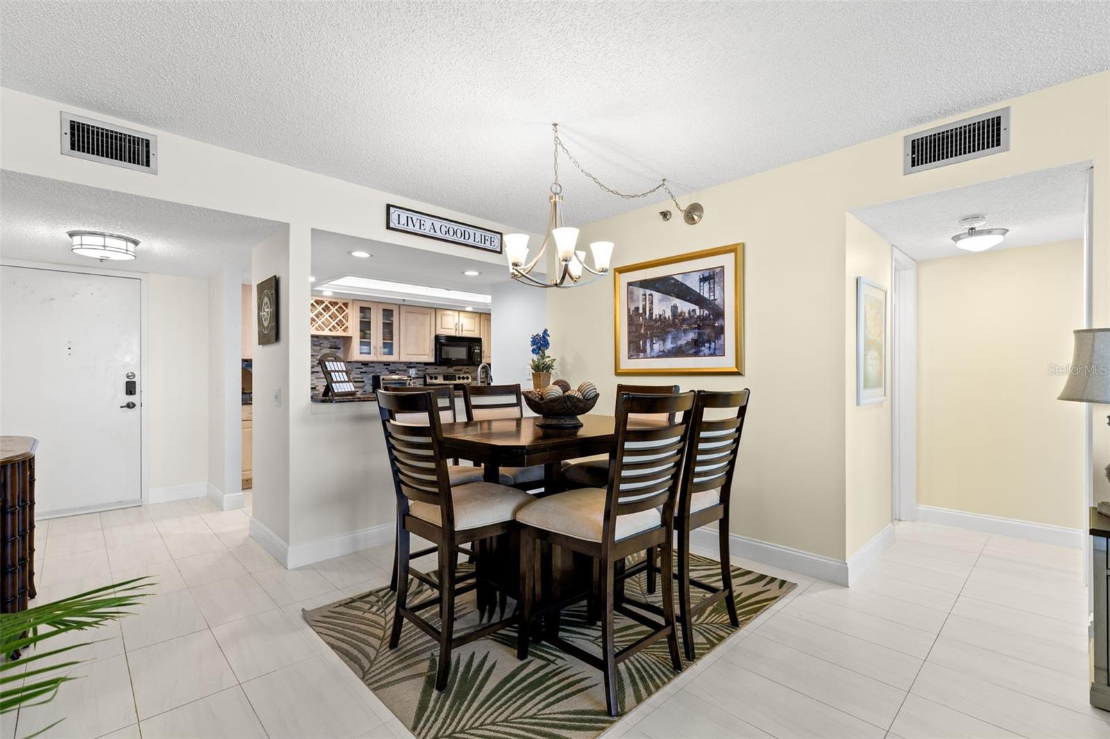 Image 12 of 52 For 6287 Bahia Del Mar Circle 407