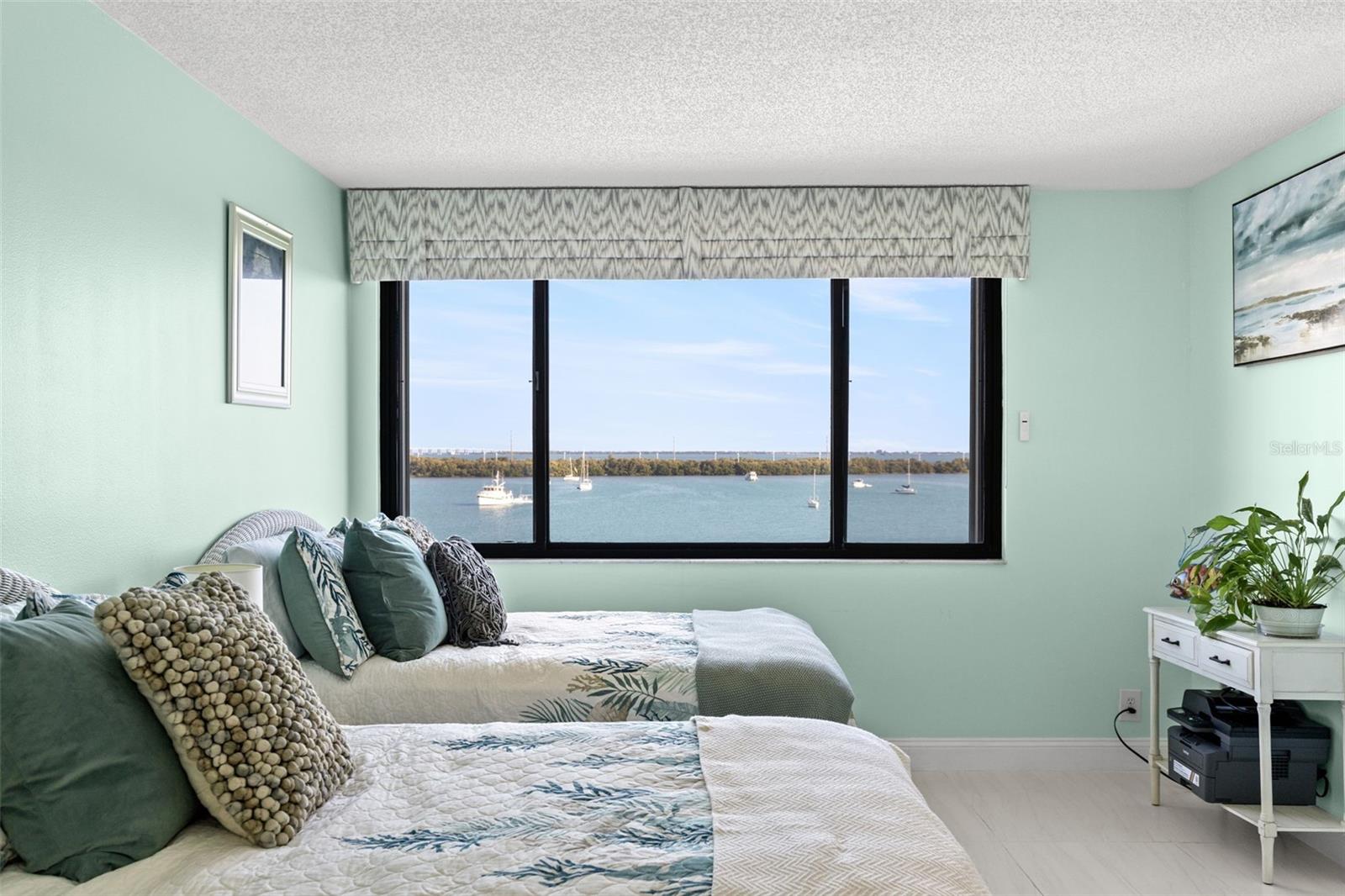 Image 18 of 52 For 6287 Bahia Del Mar Circle 407