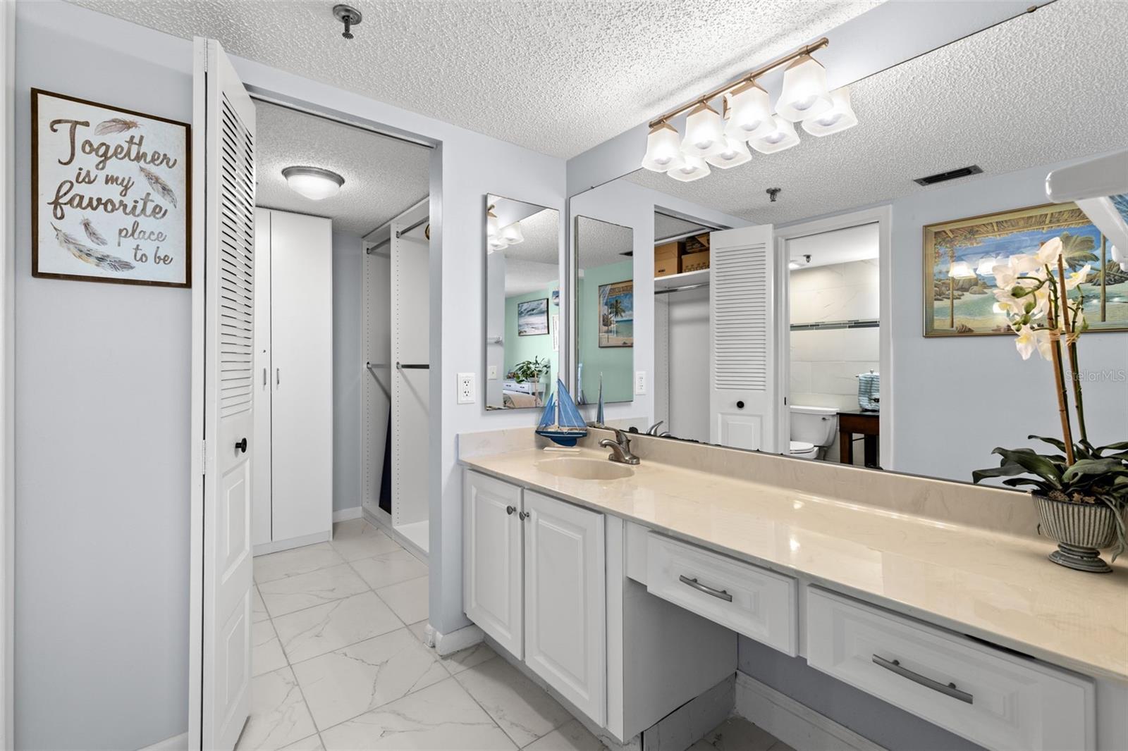 Image 20 of 52 For 6287 Bahia Del Mar Circle 407