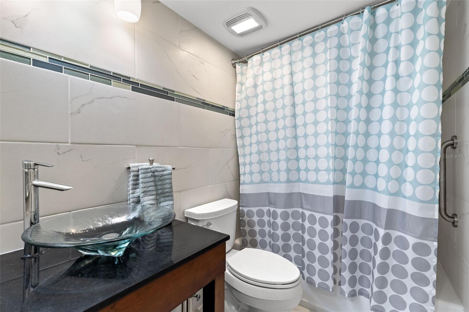 Image 22 of 52 For 6287 Bahia Del Mar Circle 407