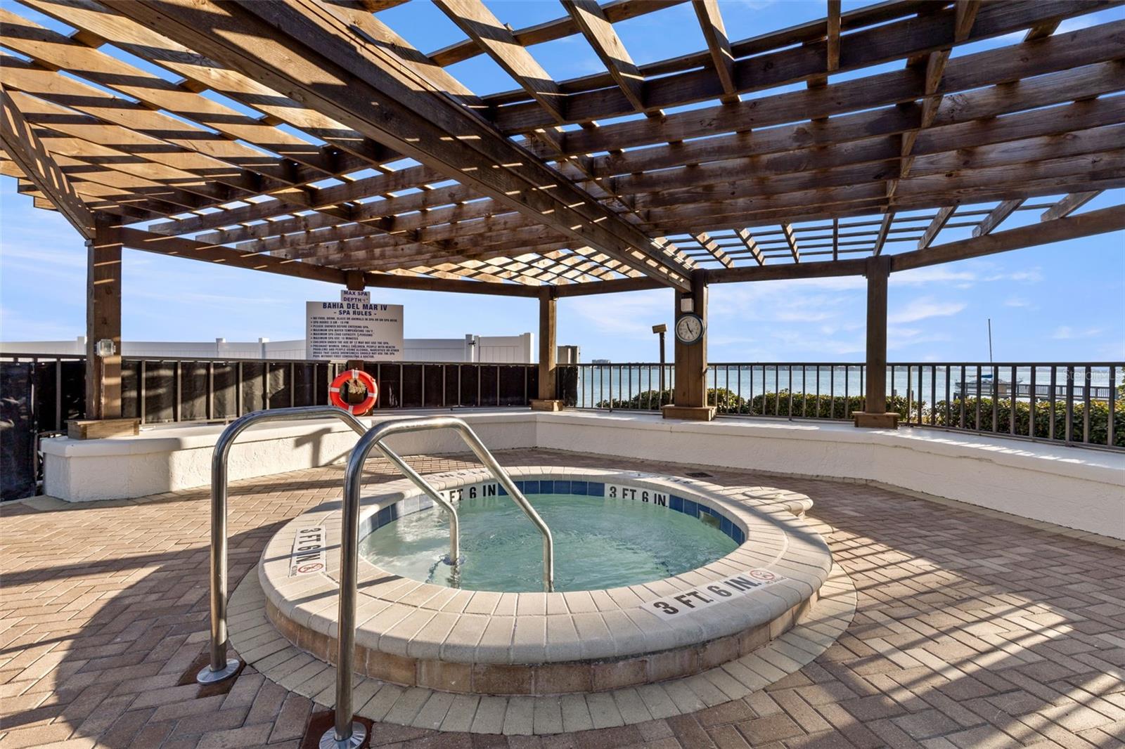 Image 39 of 52 For 6287 Bahia Del Mar Circle 407