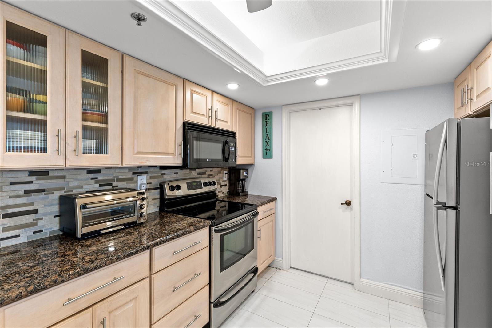 Image 7 of 52 For 6287 Bahia Del Mar Circle 407