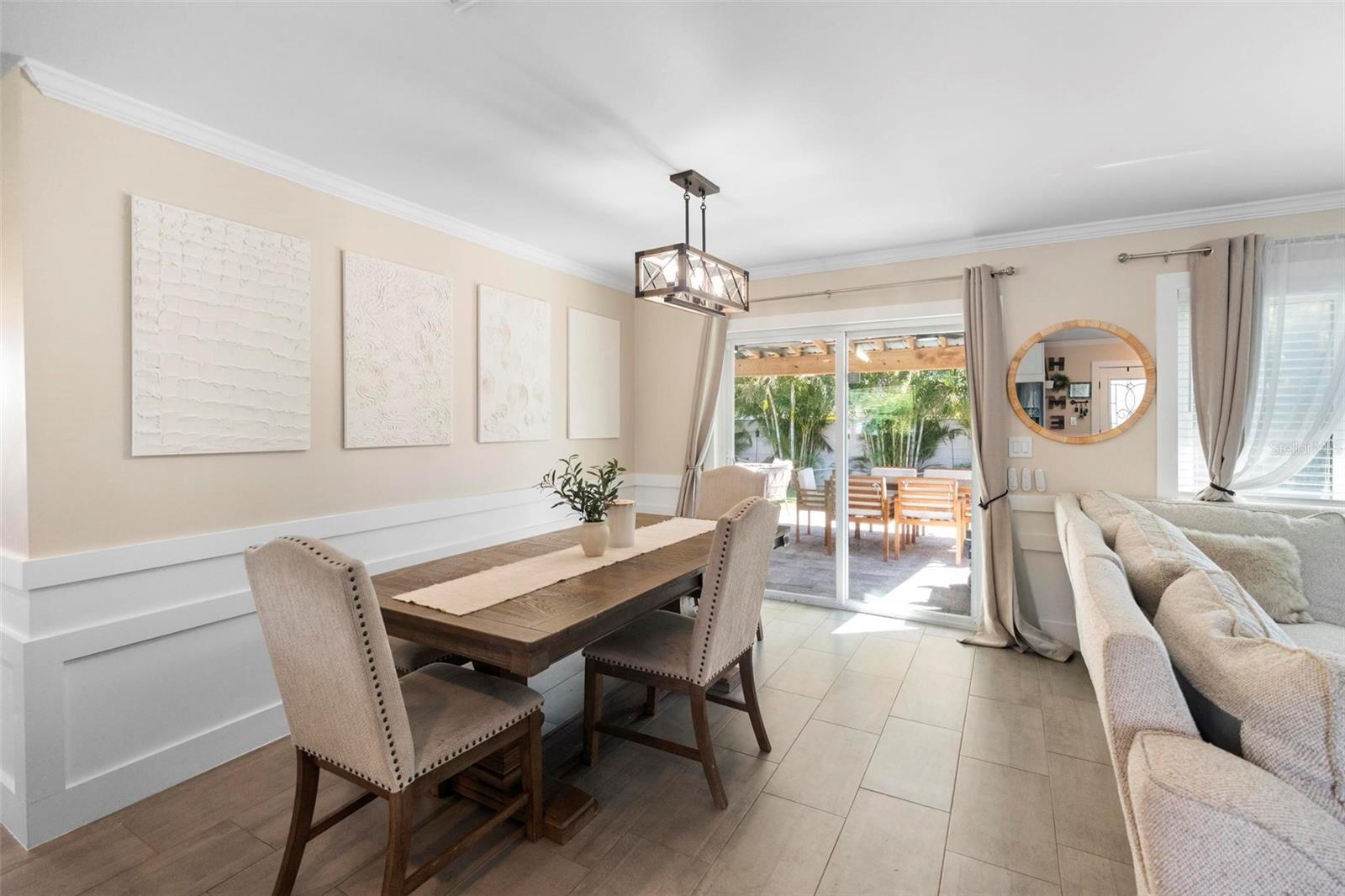 Listing photo id 16 for 8412 Lopez Drive